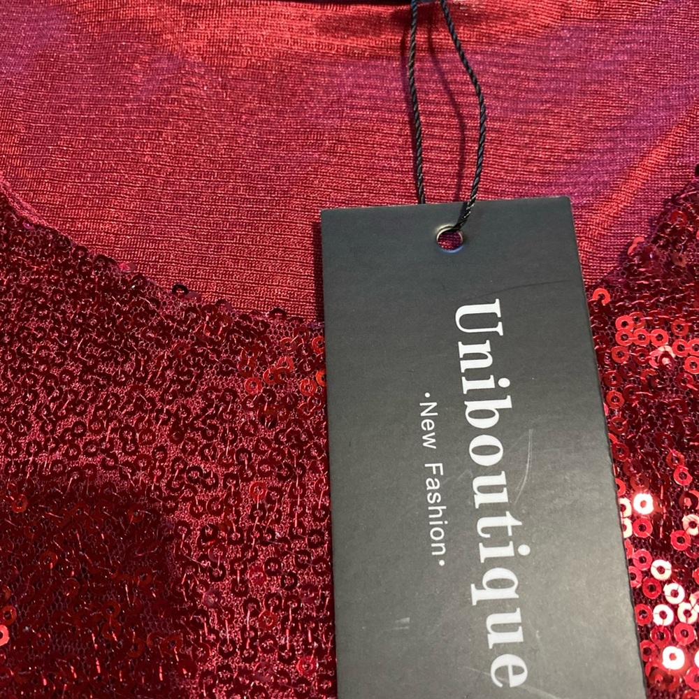 Uniboutique Women's XL Extra Large Red Sparkling Top Sleeveless Holiday New Year - Picture 3 of 7